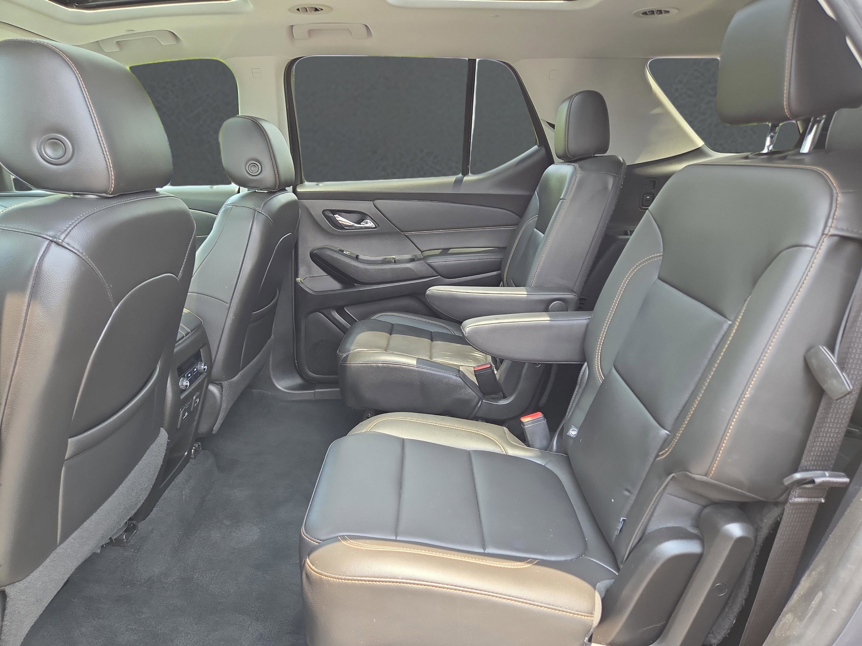 2021 Chevrolet Traverse RS photo 10