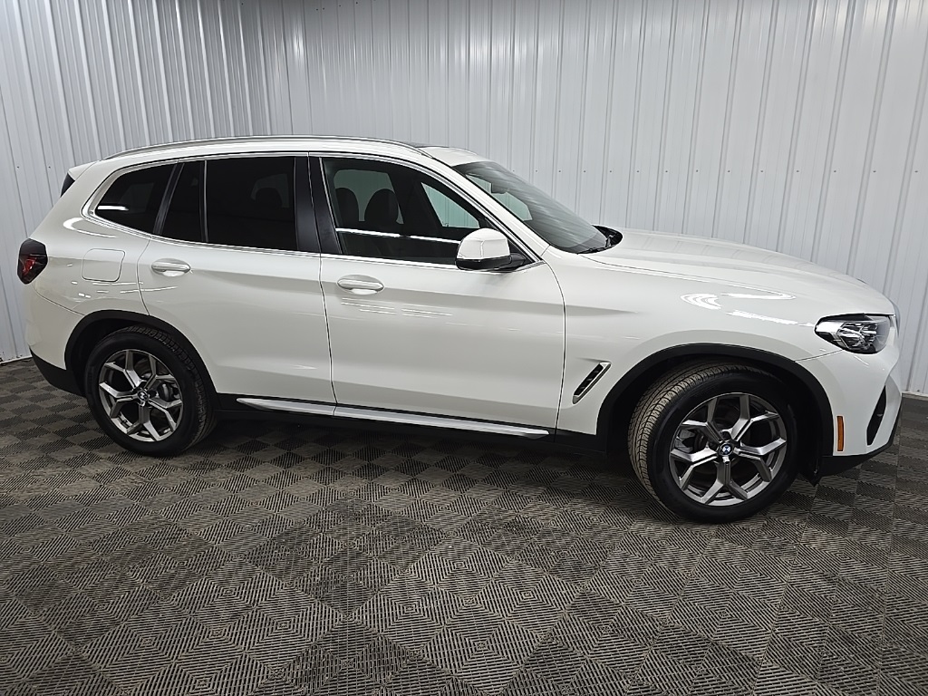 2022 BMW X3 Base's photo
