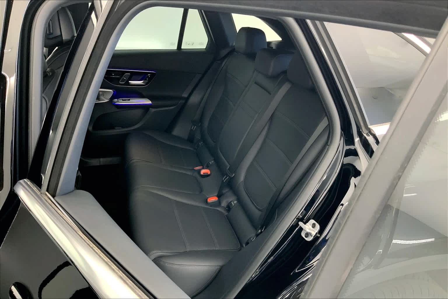 2025 Mercedes Benz GLC 300 4MATIC photo 13