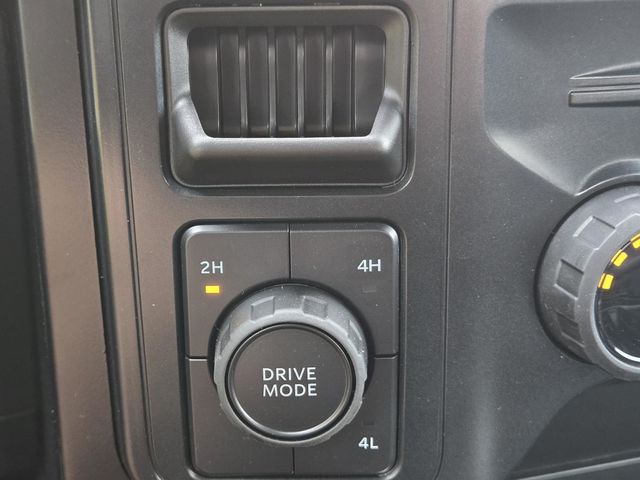 2025 Ford F-150 STX photo 18