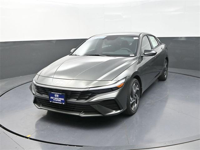 2025 Hyundai Elantra Hybrid SEL Sport photo 4