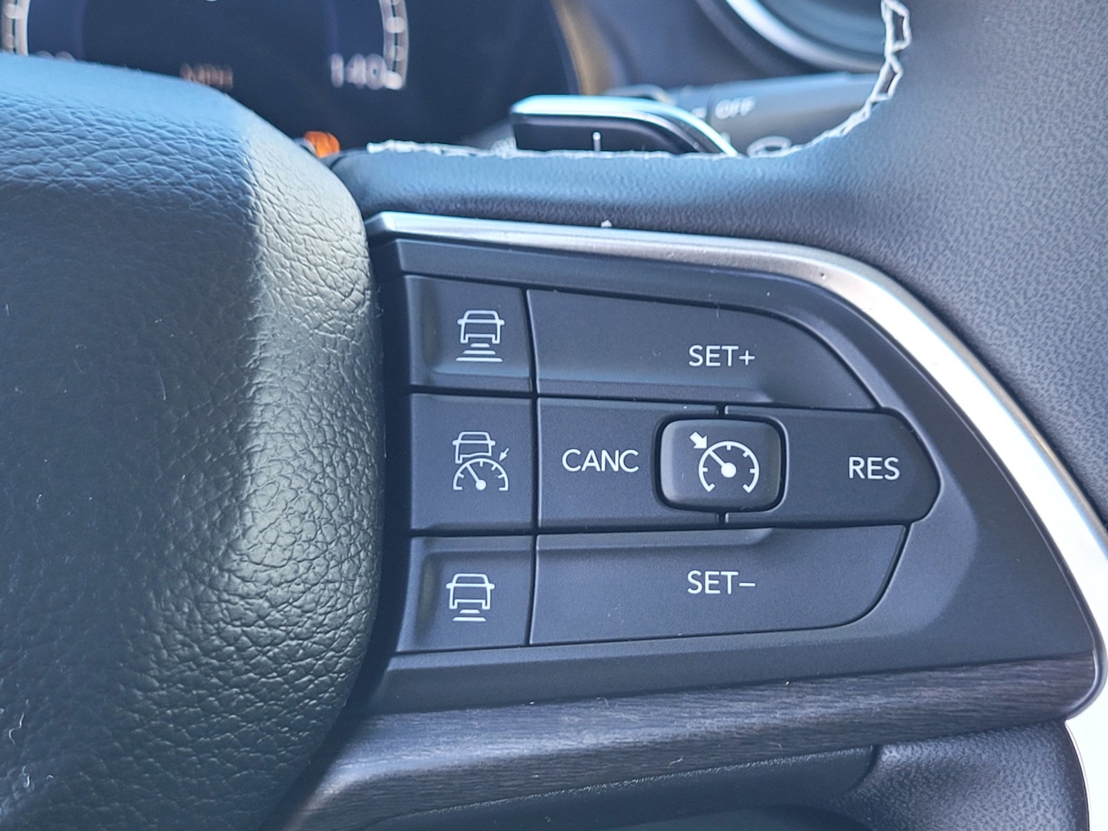 2025 Jeep Grand Cherokee Limited photo 19
