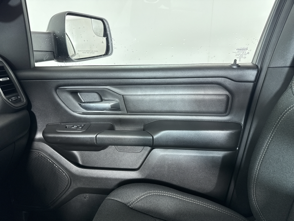 2025 Ram 1500 Tradesman photo 32