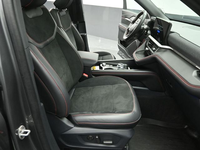 2025 FORD EXPLORER - Image 29