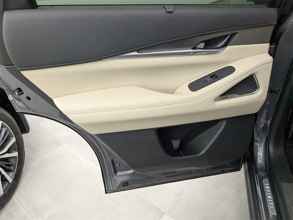 2025 Infiniti QX60 Luxe photo 41