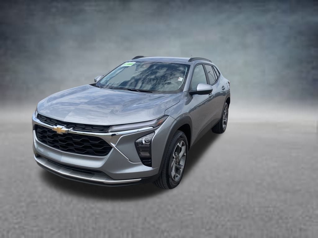 2024 Chevrolet Trax LT photo 3