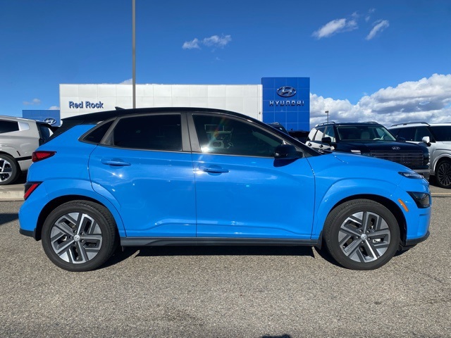 Used 2022 Hyundai Kona EV SEL with VIN KM8K23AG2NU157850 for sale in Grand Junction, CO