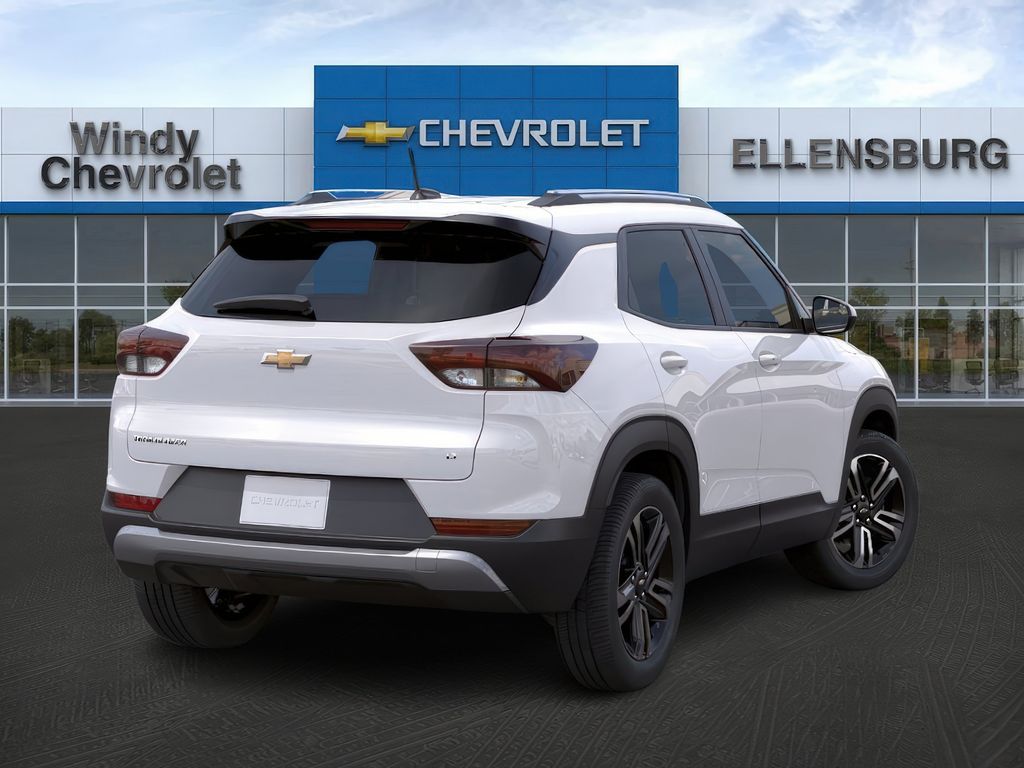 2026 Chevrolet Trailblazer LT photo 3