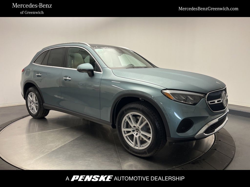 2026 Mercedes-Benz GLC Base's photo