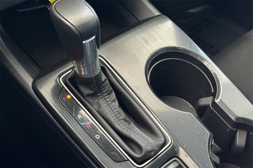 2025 Honda Civic Sport photo 18