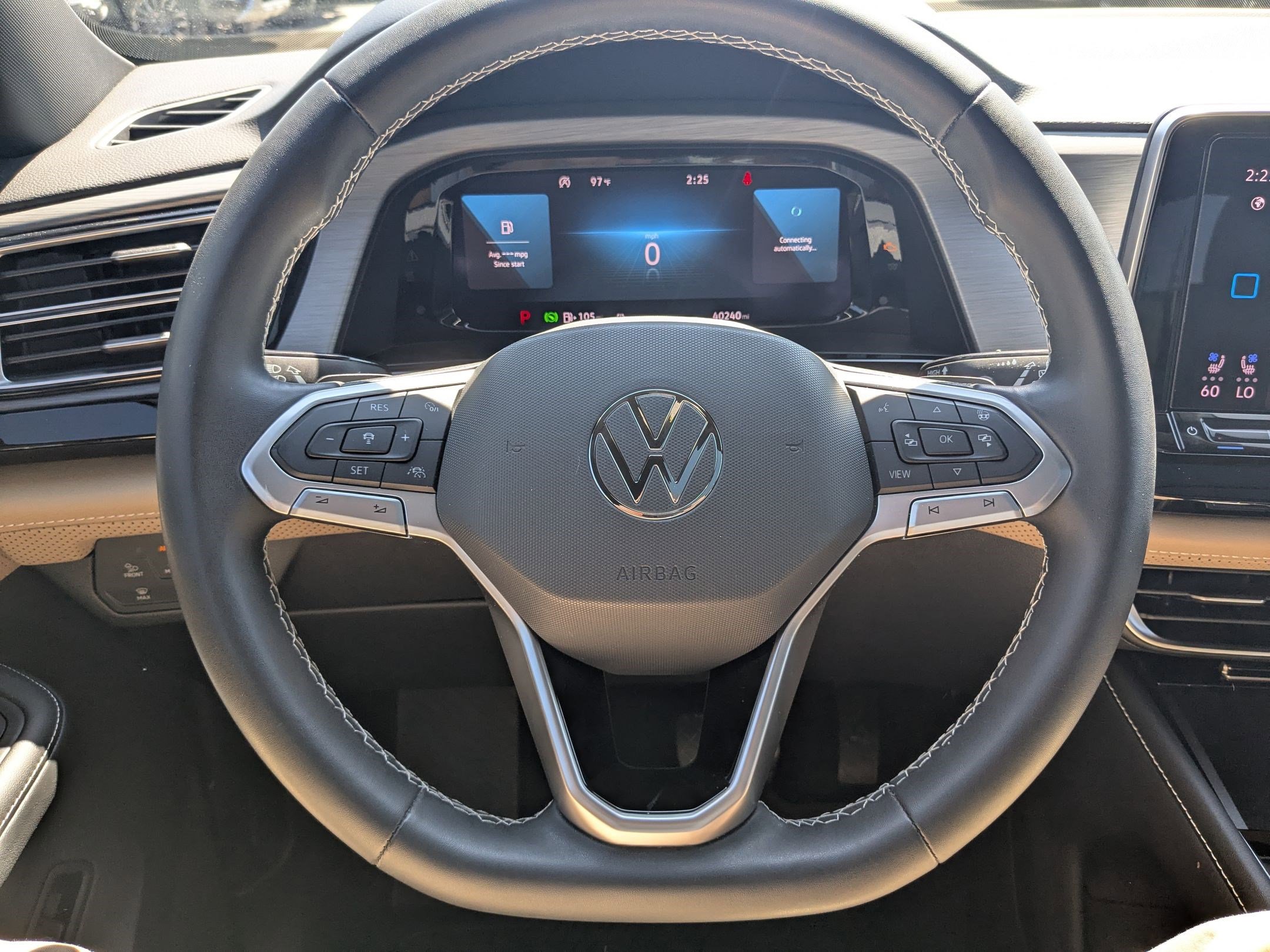 2024 Volkswagen Atlas Cross Sport SE Technology photo 12