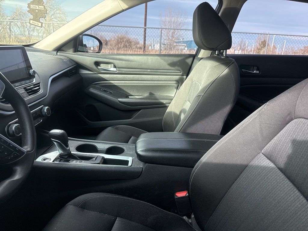 2020 Nissan Altima 2.5 S photo 4