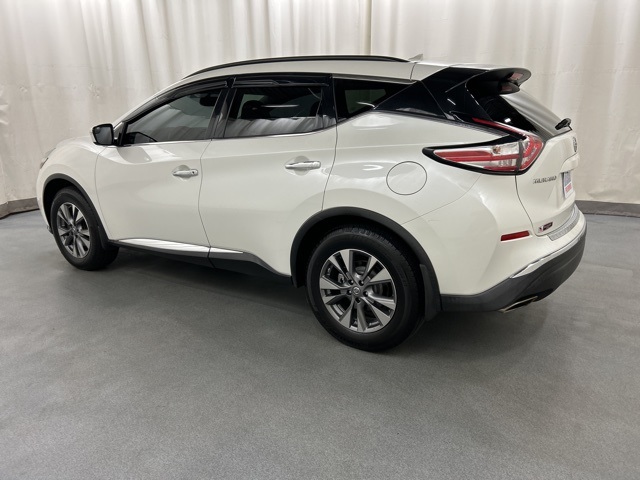 2015 Nissan Murano SV photo 2