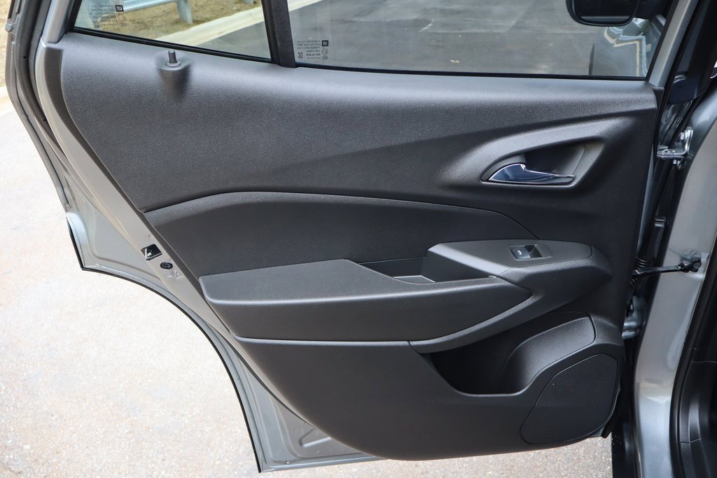 2024 Chevrolet Trax LT photo 33