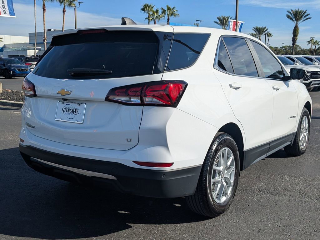 2023 Chevrolet Equinox LT photo 3