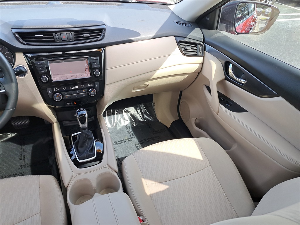 2018 Nissan Rogue SV photo 15