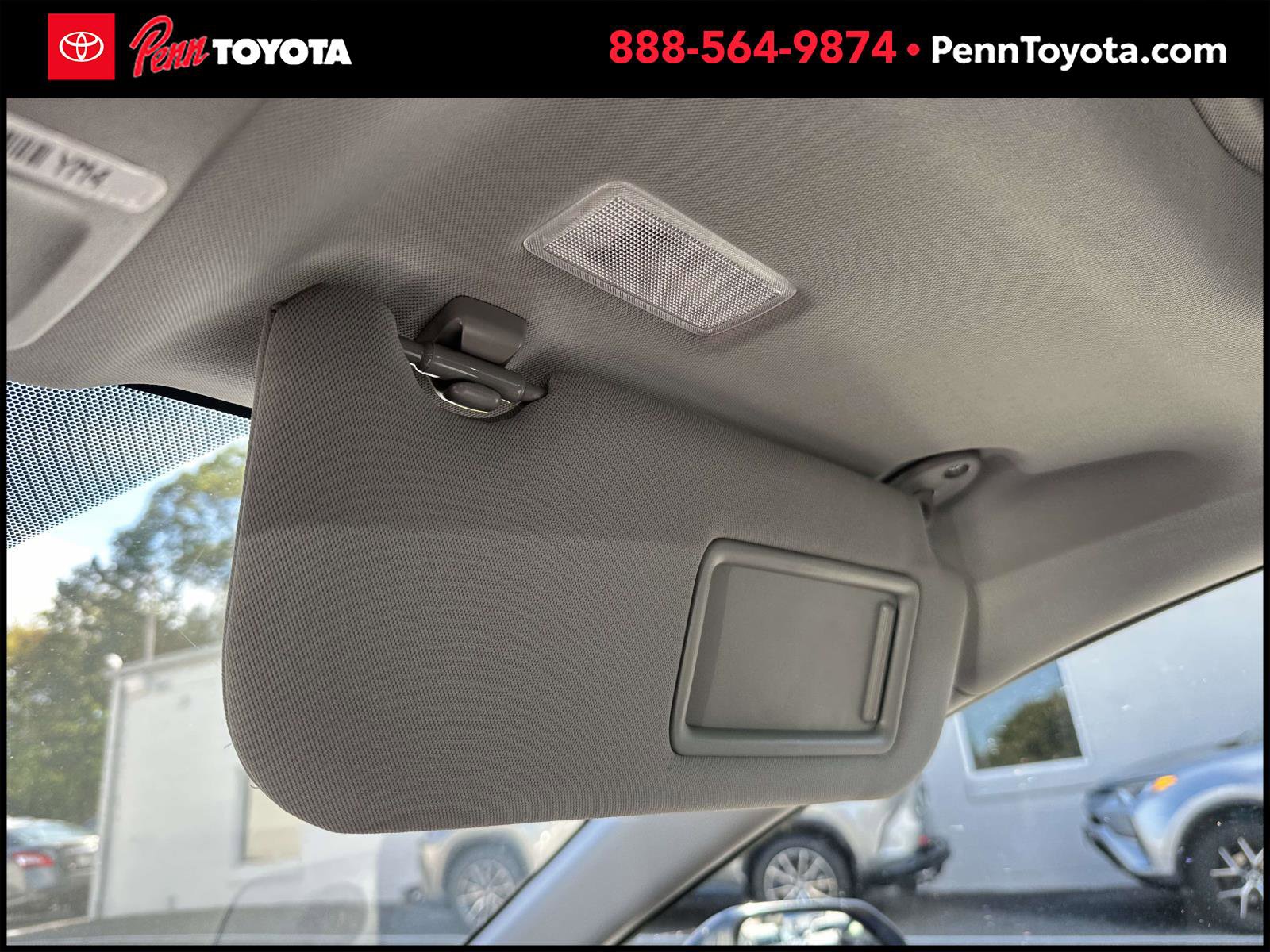 2023 Toyota Camry SE photo 31