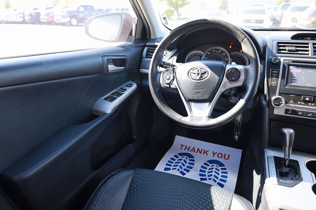 2012 Toyota Camry L photo 20