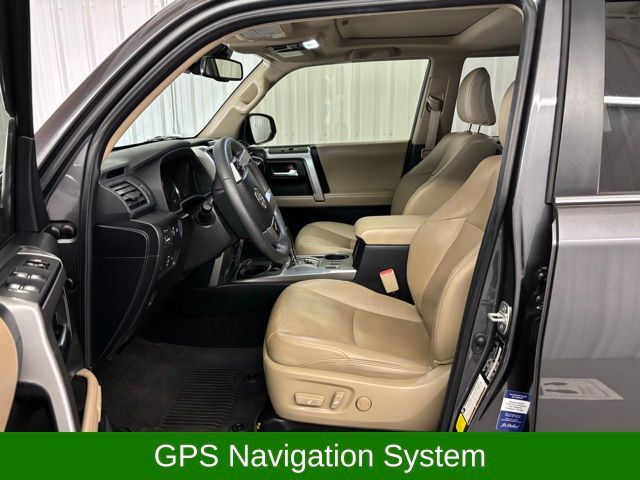 2022 Toyota 4Runner Limited photo 2