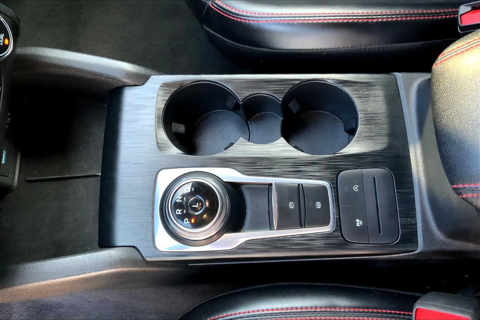 2023 Ford Escape ST-Line photo 13