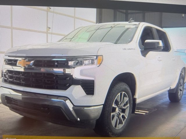 2023 Chevrolet Silverado 1500 LT photo 2