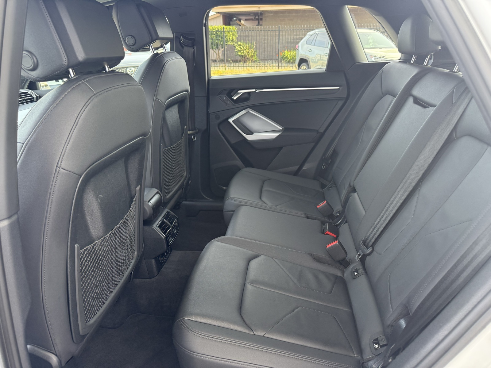 2023 Audi Q3 S line Premium photo 3