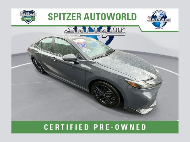 2025 Toyota Camry SE FWD