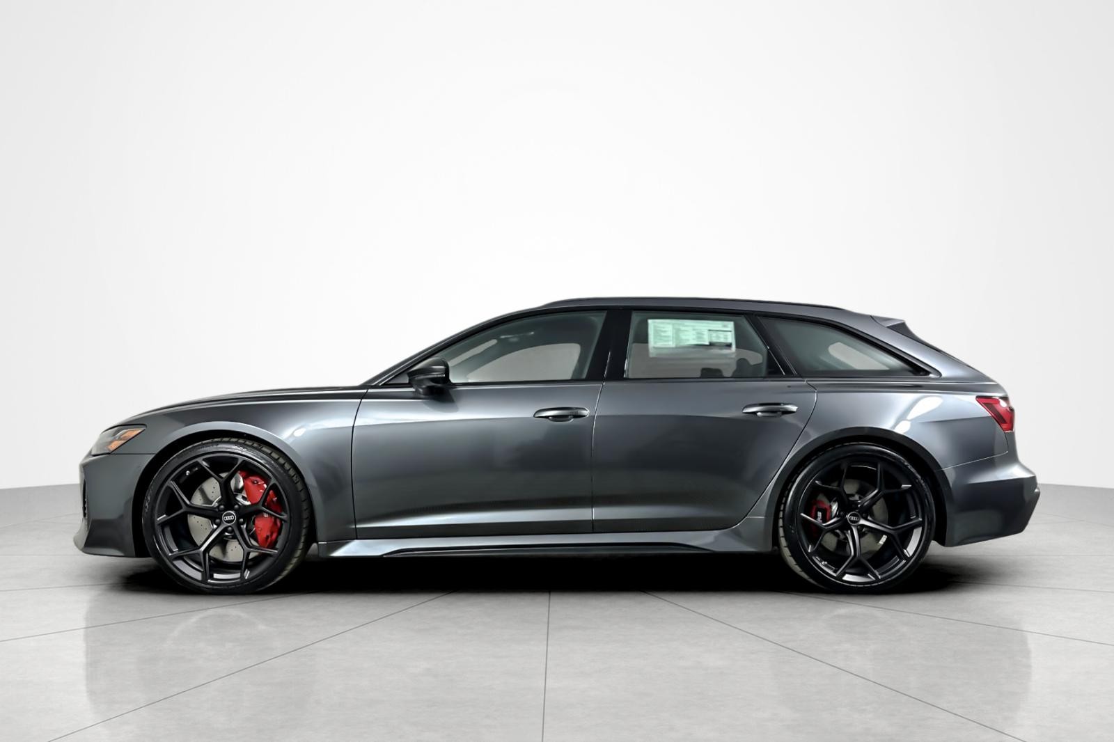 2026 Audi RS 6 Avant Performance Base photo 3