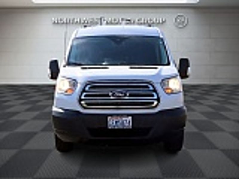 2016 Ford Transit XLT photo 2