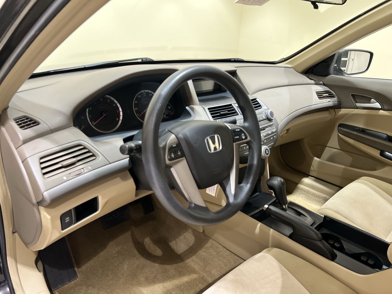 2009 Honda Accord LX photo 41