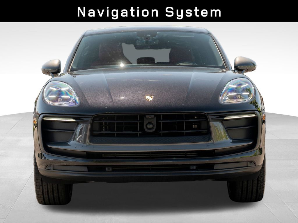 2024 Porsche Macan T photo 2