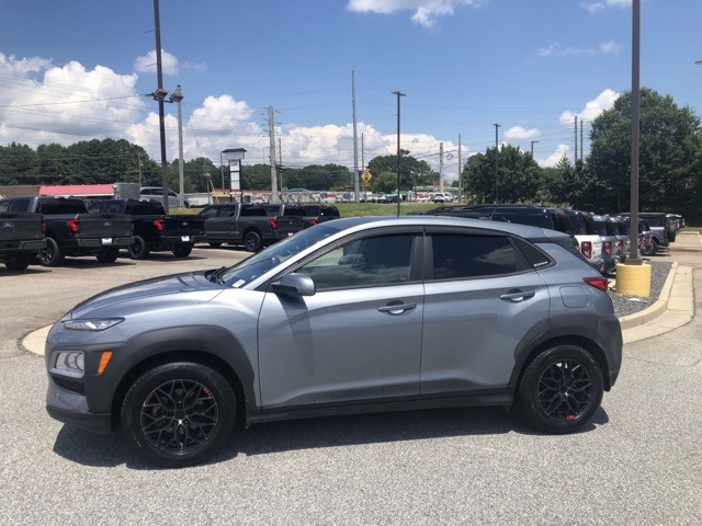 2021 Hyundai Kona SE photo 4