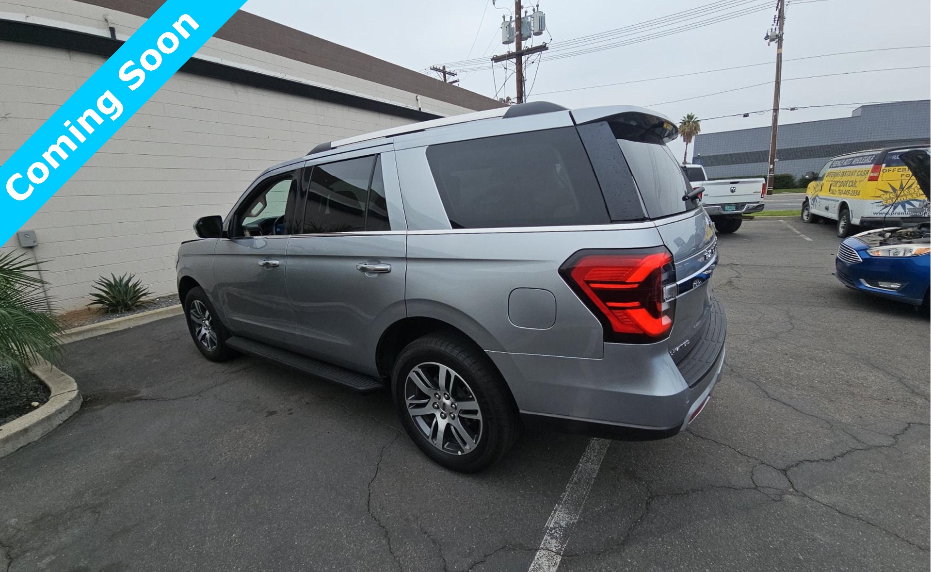 2024 Ford Expedition Limited photo 4