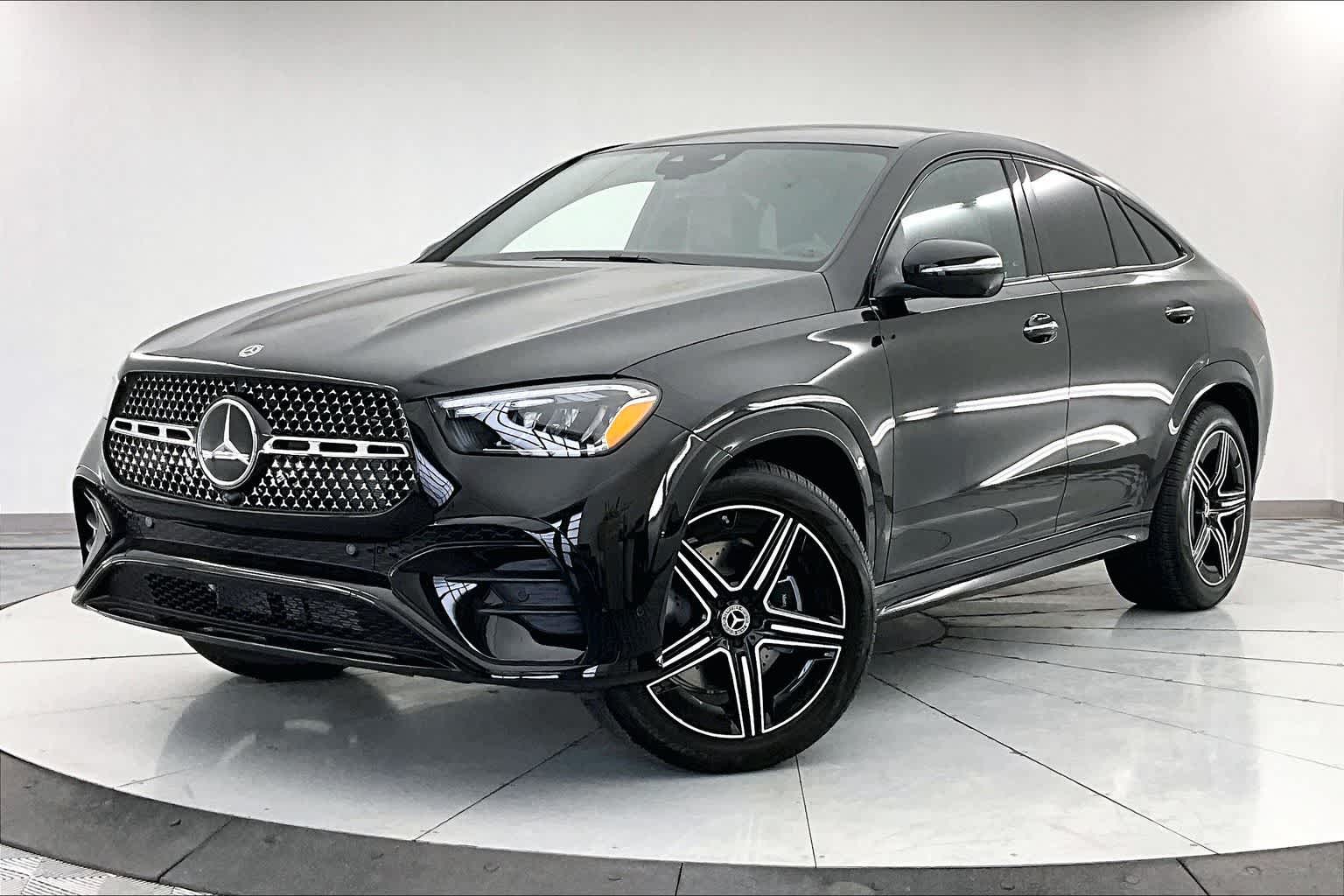 2026 Mercedes-Benz GLE Coupe GLE450's photo