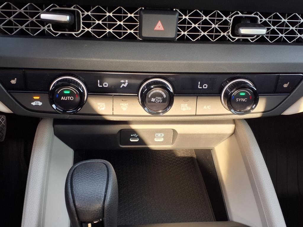 2025 Honda Accord SE photo 18