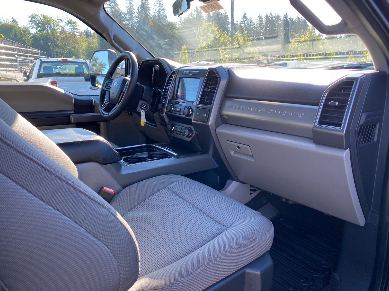2022 Ford F-350 photo 18