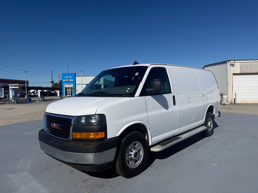2023 GMC Savana Cargo Work Van's photo