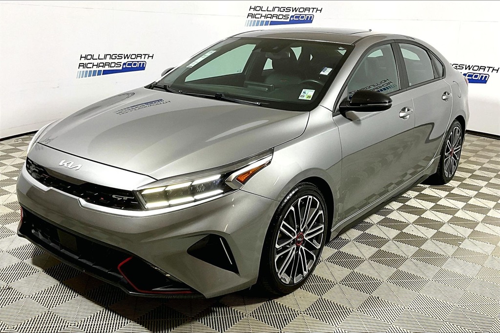 2023 Kia Forte GT's photo