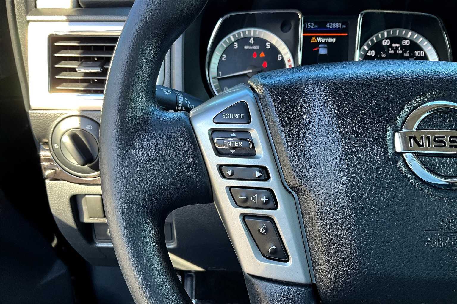 2019 Nissan Titan SV photo 22