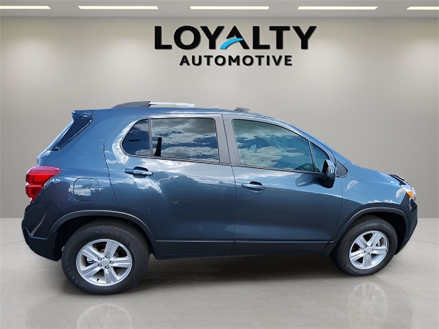2022 Chevrolet Trax LT photo 5