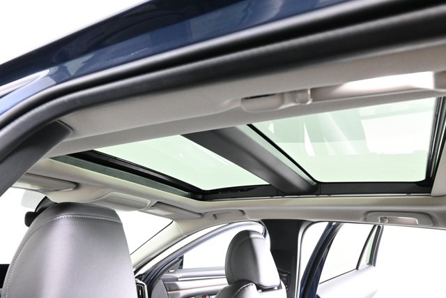 2023 Mazda CX-50 2.5 Premium Plus photo 3