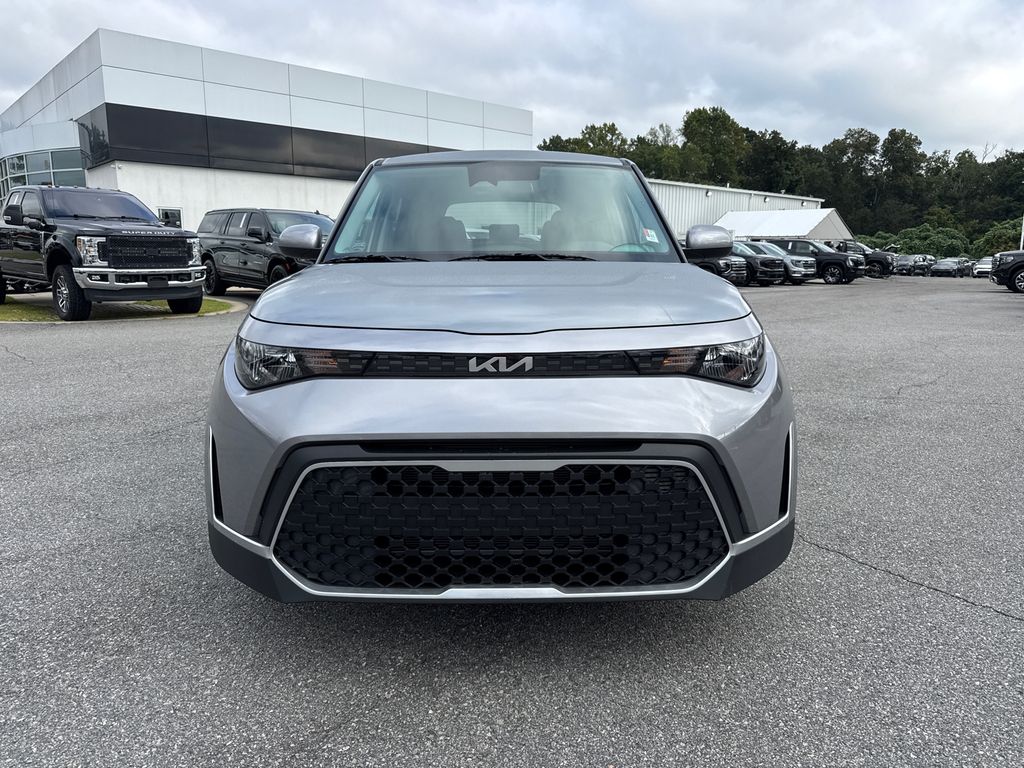 2025 Kia Soul LX S photo 5
