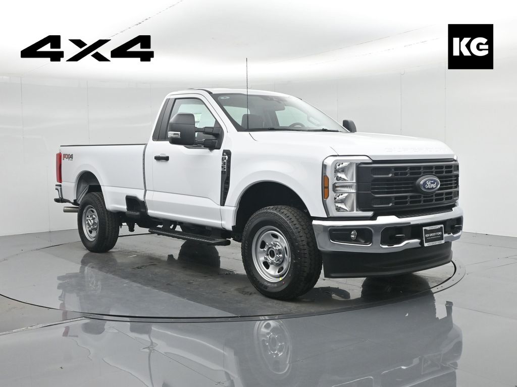 2026 Ford F-350 Super Duty XL's photo