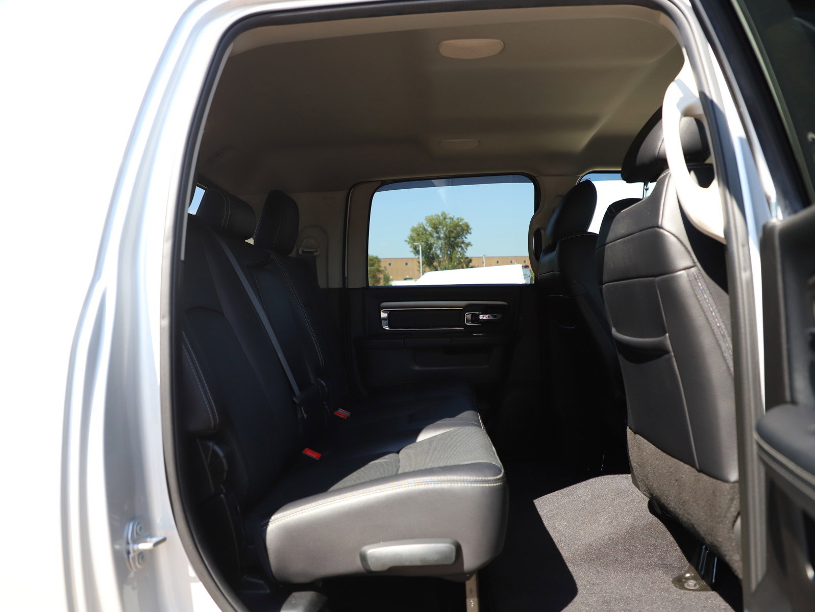 2018 Ram 2500 Laramie photo 10