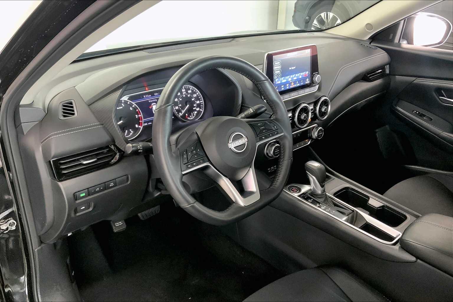 2024 Nissan Sentra SV photo 2