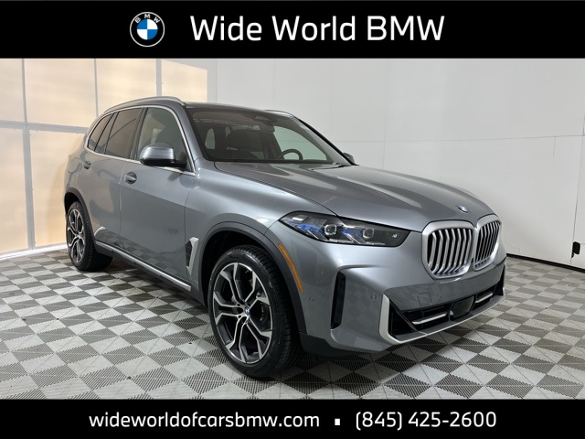 2026 BMW X5 40i's photo