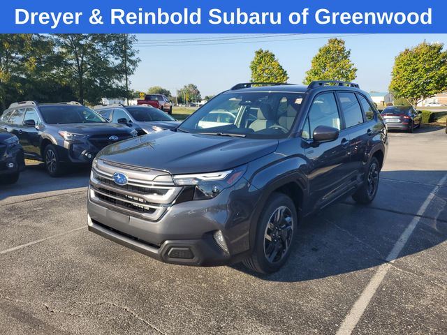 2025 Subaru Forester Premium photo 7