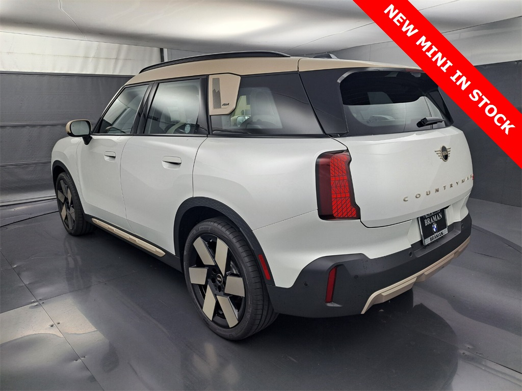 2025 Mini Countryman ALL4 Signature photo 4