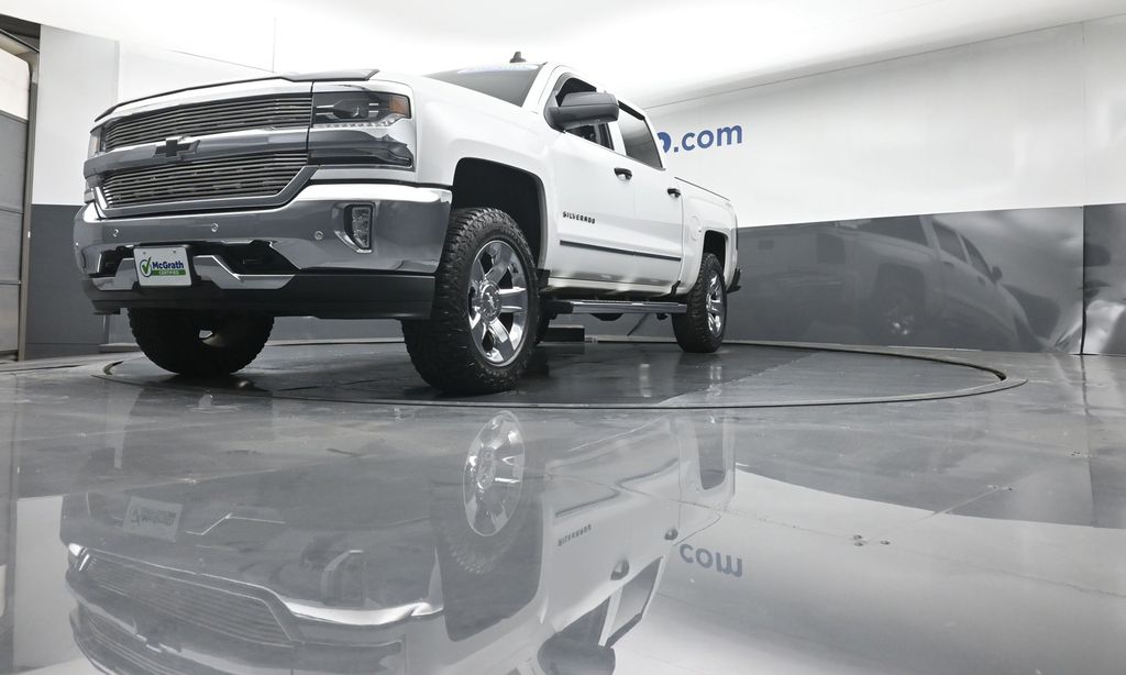 2018 Chevrolet Silverado 1500 LTZ photo 4