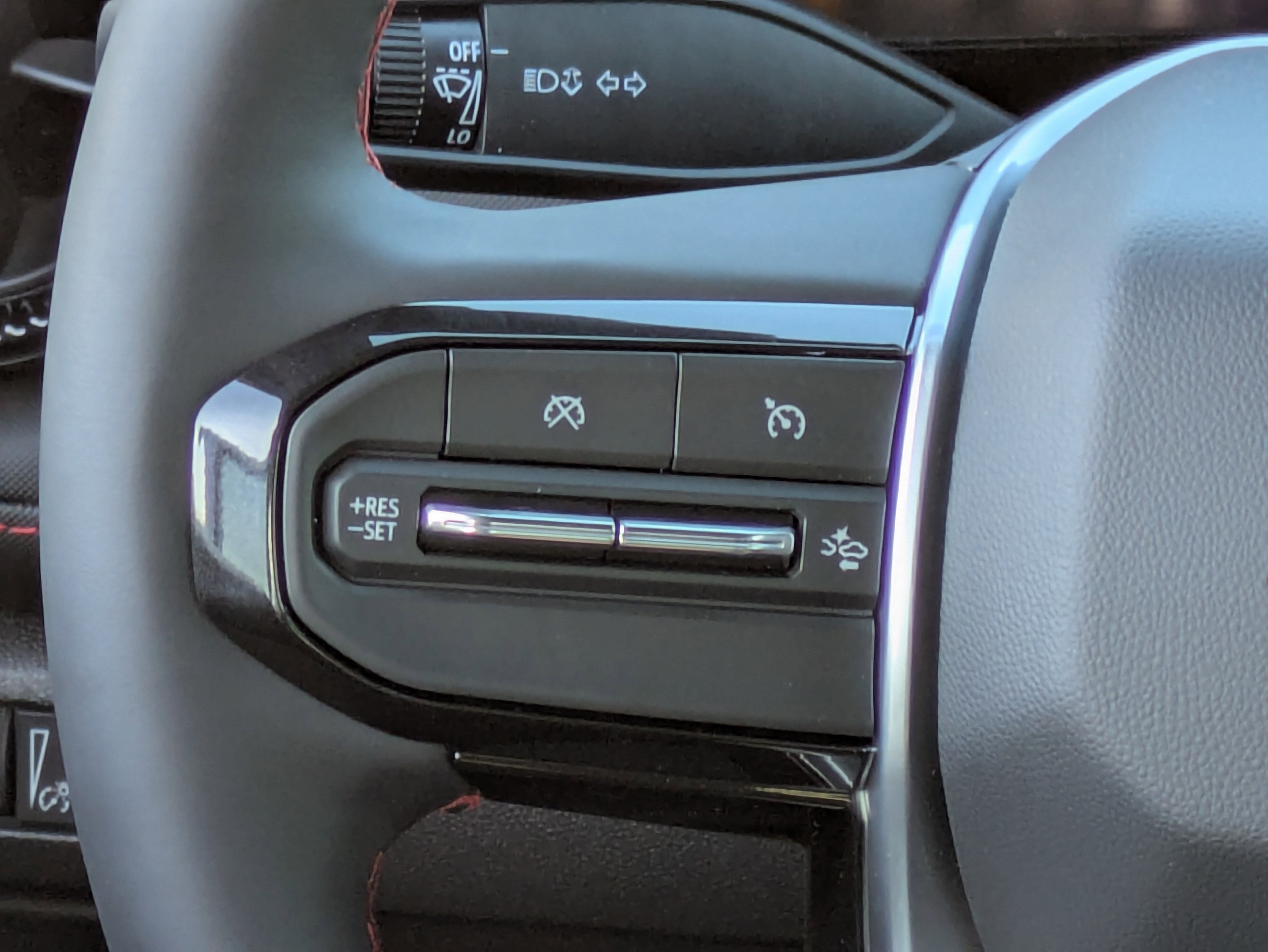 2026 Chevrolet Colorado Z71 photo 3